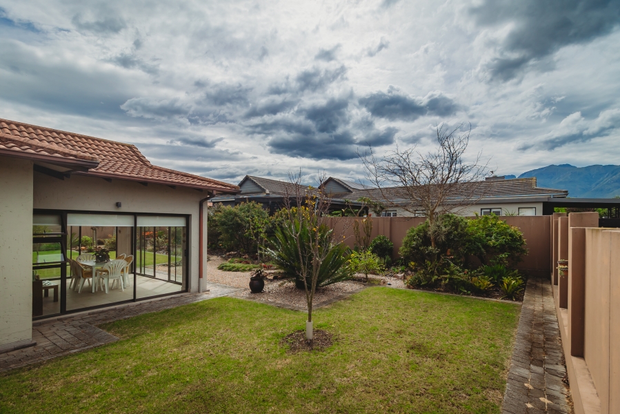 3 Bedroom Property for Sale in Earls Court Lifestyle Estate Western Cape